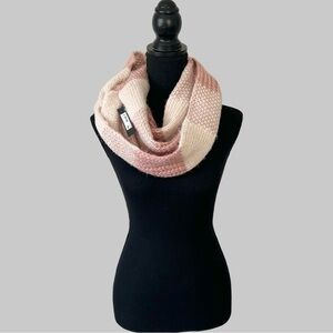 NWT Love & Lore Pink Ivory Knitted Circle Infinity Scarf